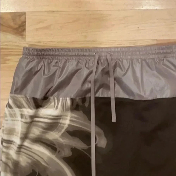 - Simply Vera Vera Wang short mini skirt - Picture 3 of 8